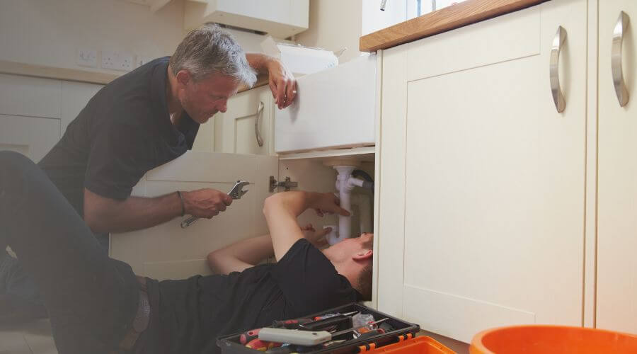 Professional burst pipe repair services in Florida, PR